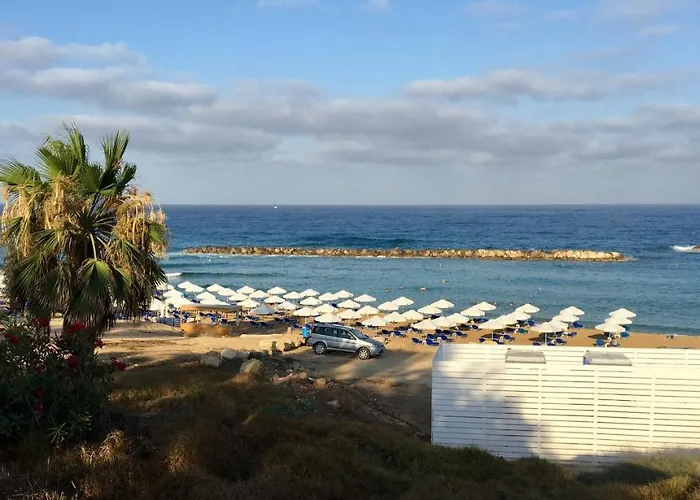 Diamond Complex アパート