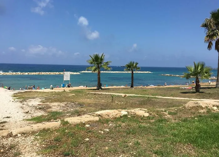 Diamond Complex アパート